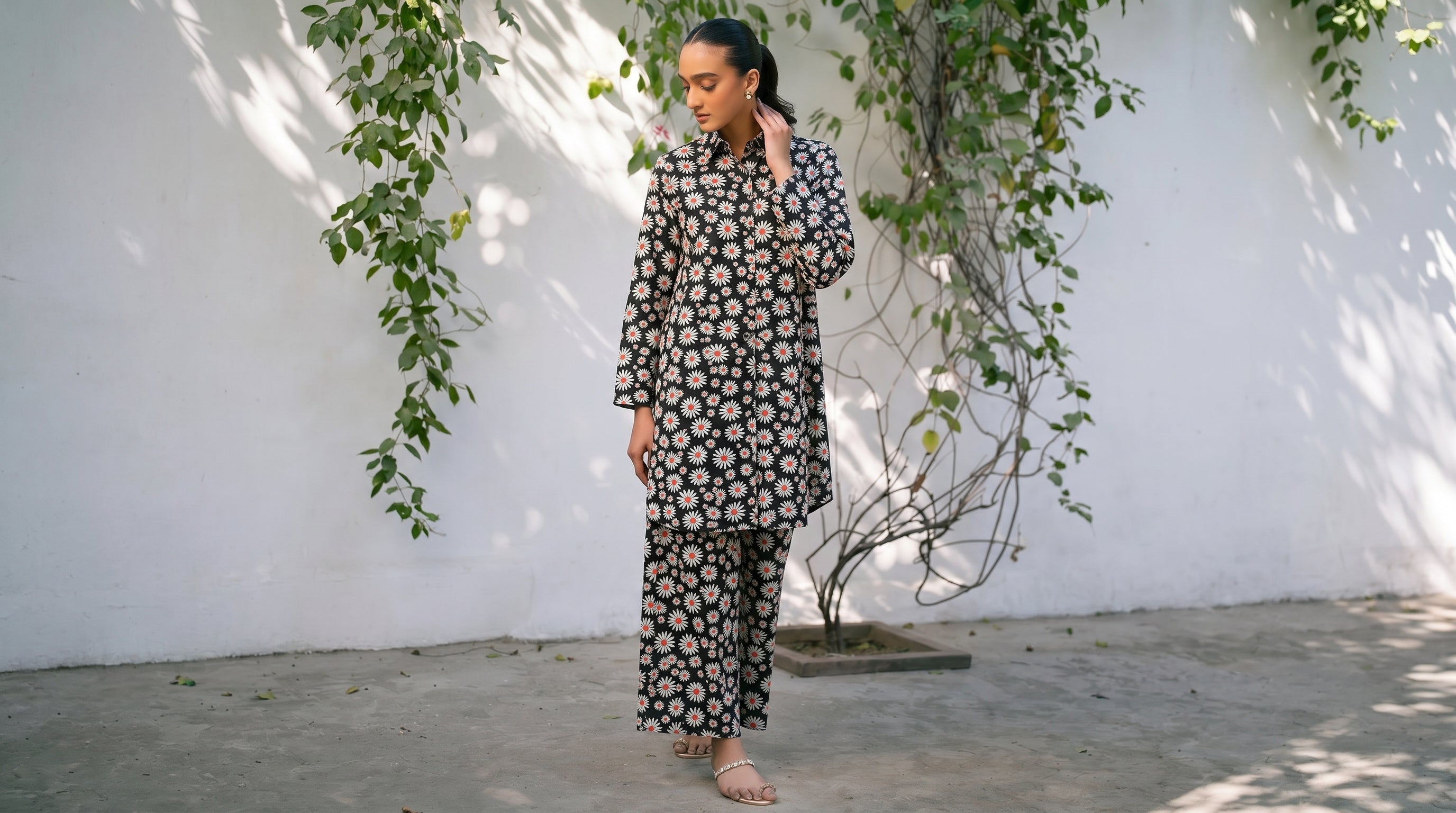 unstitched 2 piece lawn suit women summer collection